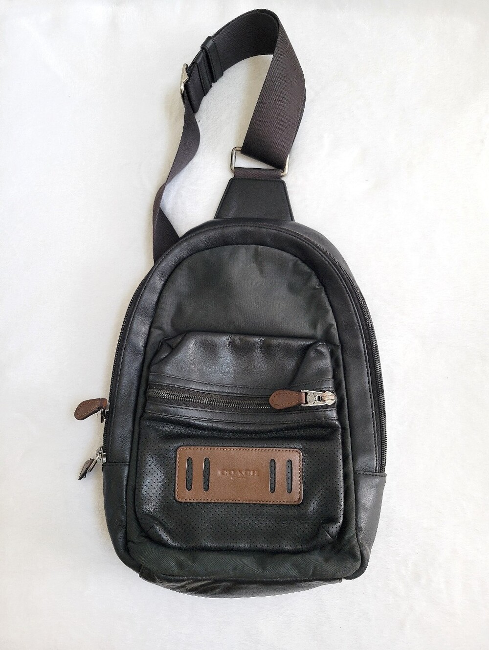 Coach Terrain Pack Sling Bag F56877 Black Leather Crossbody Backpack
